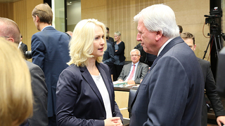 Foto: Manuela Schwesig und Volker Bouffier