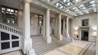 Foto: Foyer and Plenary Chamber
