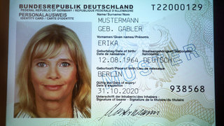 Foto: Muster elektronischer Personalausweis
