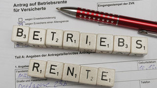 Foto: Wort Betriebsrente auf Antragsformular