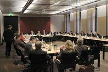 Foto: Blick in den Sitzungssaal Foto: Blick in den Sitzungssaal