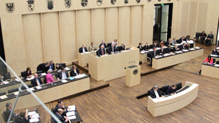 Foto: Blick in den Plenarsaal Foto: Blick in den Plenarsaal