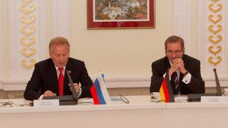 Valery Ponomarev und Matthias Platzeck Valery Ponomarev und Matthias Platzeck
