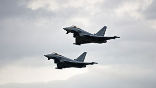 Foto: Düsenjäger der Luftwaffe der Bundeswehr am Himmel