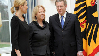 Gruppenfoto: Bundesratspräsidentin Hannelore Kraft und Bundespräsident Christian Wulff