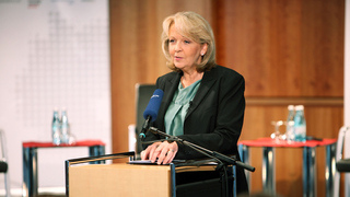 Foto: Hannelore Kraft am Rednerpult