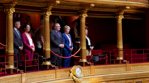 Foto: Bundesratspräsidentin Manuela Schwesig auf der Ehrentribüne des französischen Senats