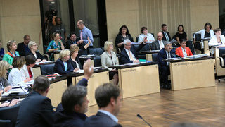 Foto: Blick auf die Länderbänke während der Abstimmung