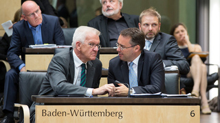 Foto: v.l.n.r. Winfried Kretschmann und Peter Friedrich