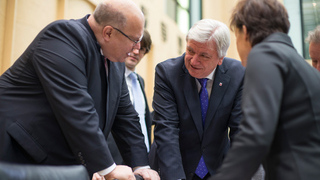 Foto: Bundesminister Altmaier und Bundesratspräsident Bouffier