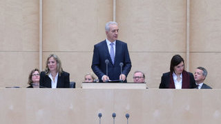 Foto: Bundesratspräsident Stanislaw Tillich während seiner Ansprache