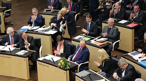 Foto: Stephan Weil in der Länderbank