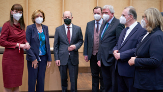 Foto: Bundesratsmitglieder um Bundeskanzler Olaf Scholz