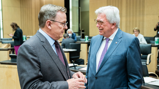 Foto: Bodo Ramelow (li) und Volker Bouffier (re)