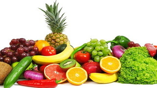 Foto: gestapeltes Obst und Gemüse
