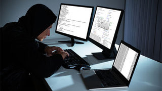 Foto: Krimineller am Computer